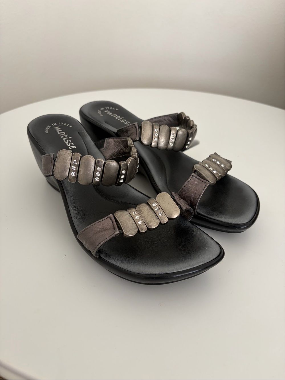 Matisse wedge sandal with bead detailing size 6.5